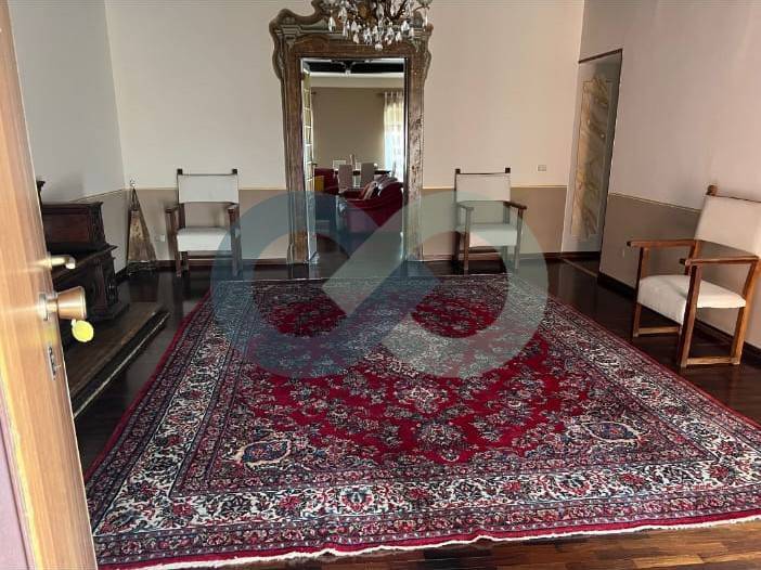 ELEGANTE ATTICO IN CENTRO STORICO 1