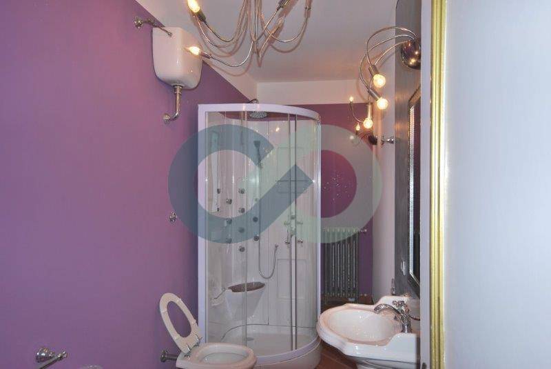 ELEGANTE ATTICO IN CENTRO STORICO 34