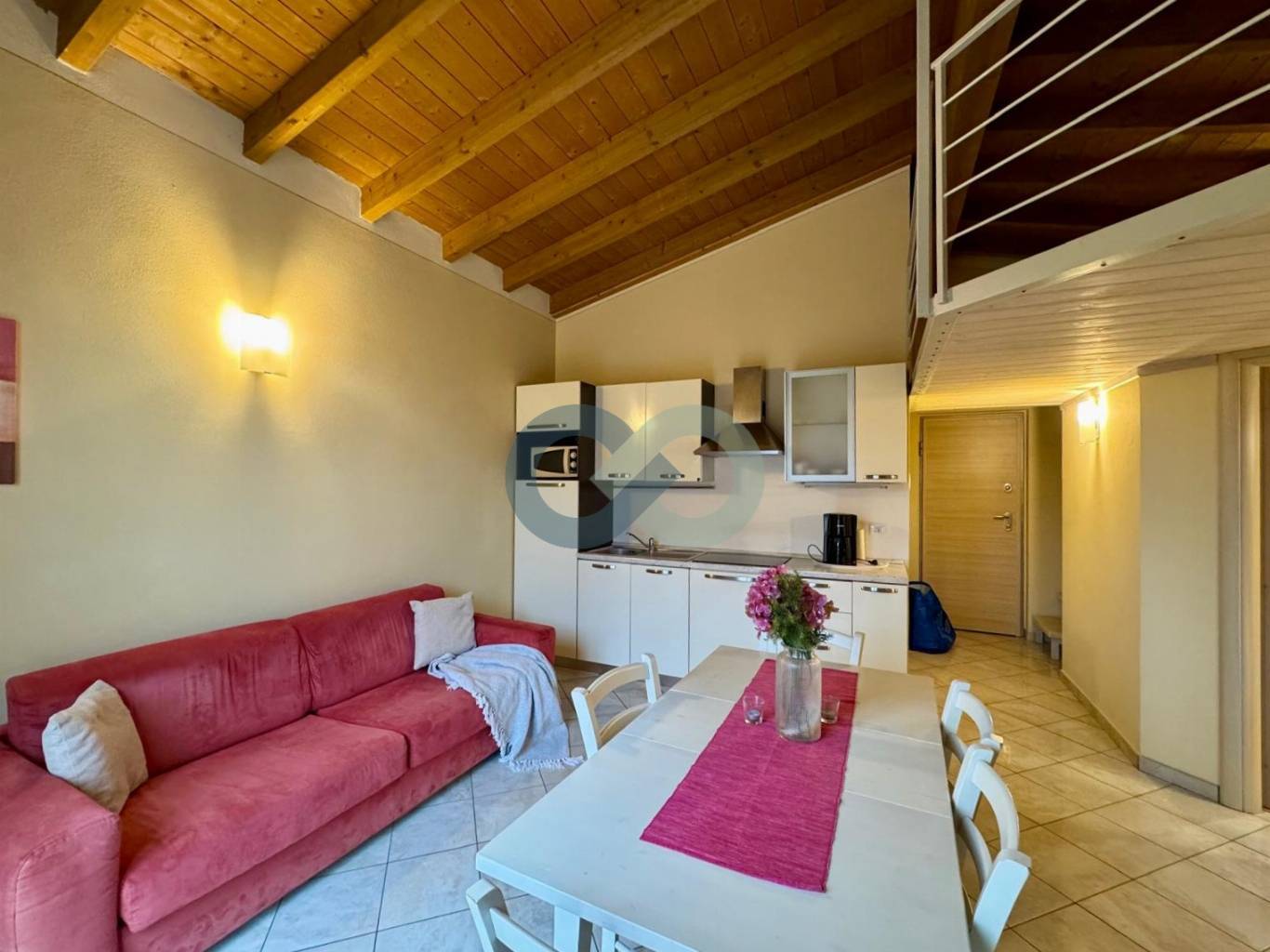 BILOCALE ARREDATO CON SOPPALCO 3