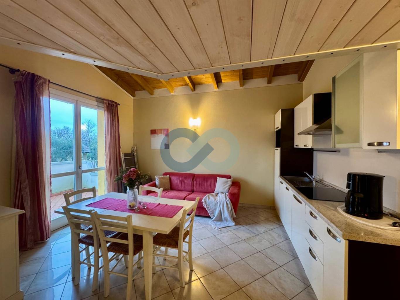 BILOCALE ARREDATO CON SOPPALCO 4