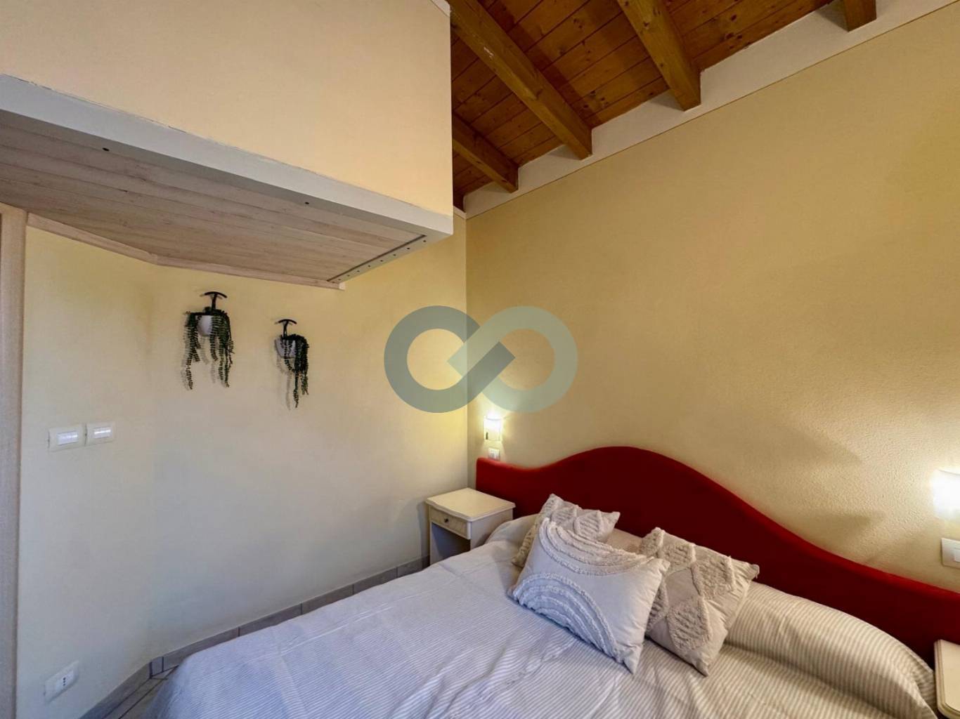 BILOCALE ARREDATO CON SOPPALCO 8