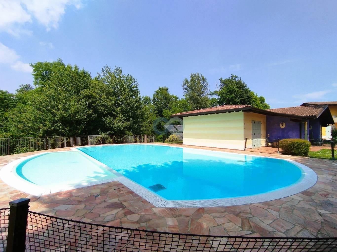 BILOCALE ARREDATO CON SOPPALCO 16