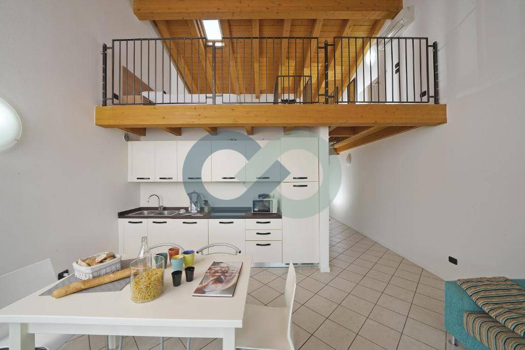 TRILOCALE ARREDATO 8