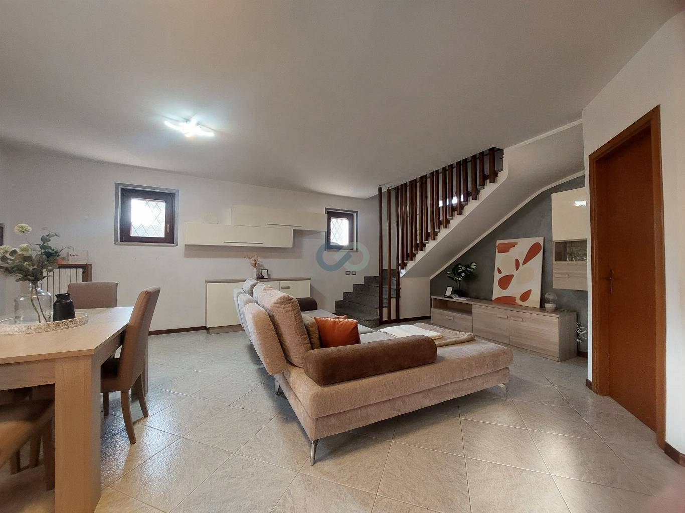 TRILOCALE PIANO TERRA 6