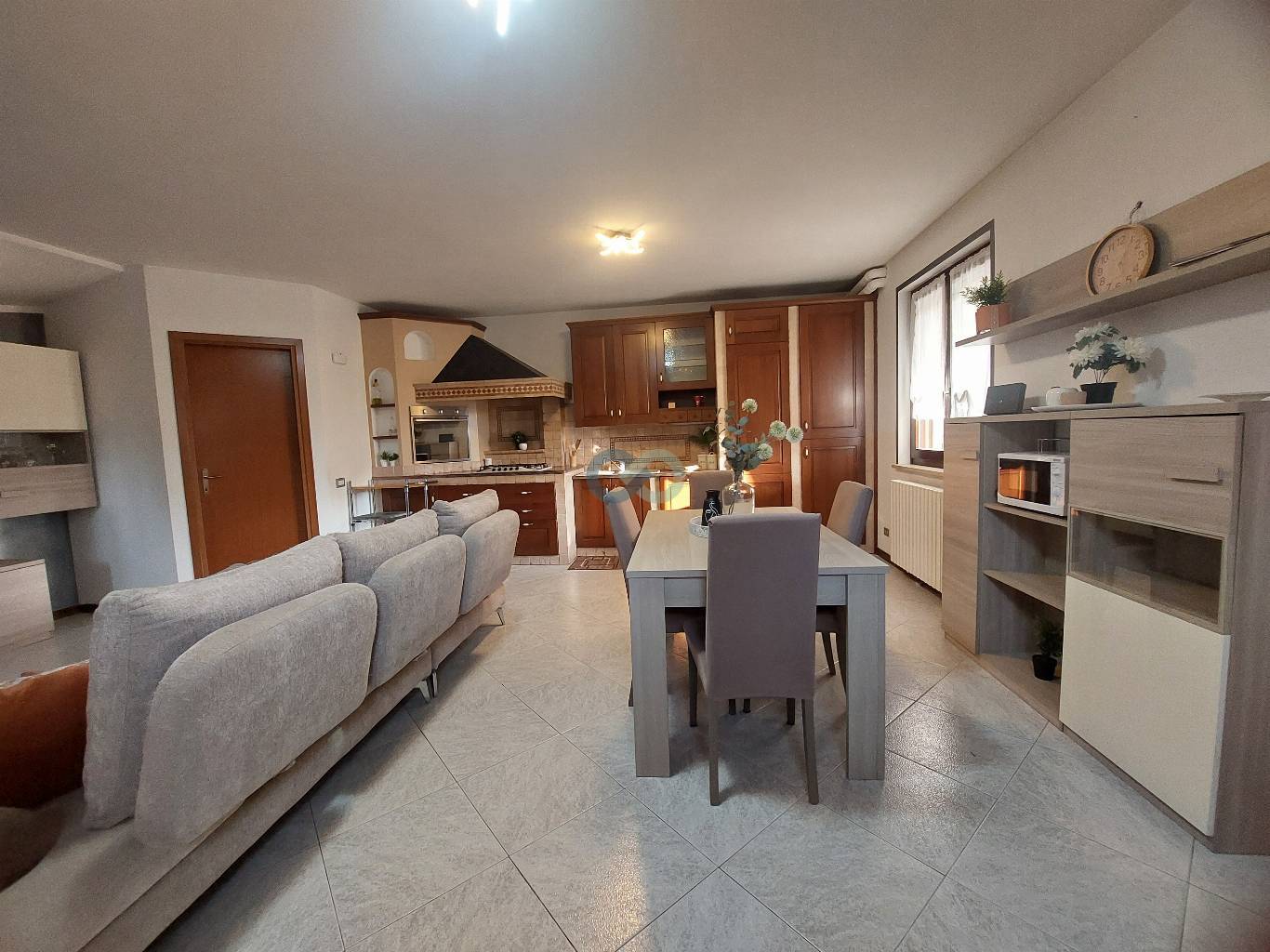 TRILOCALE PIANO TERRA 10