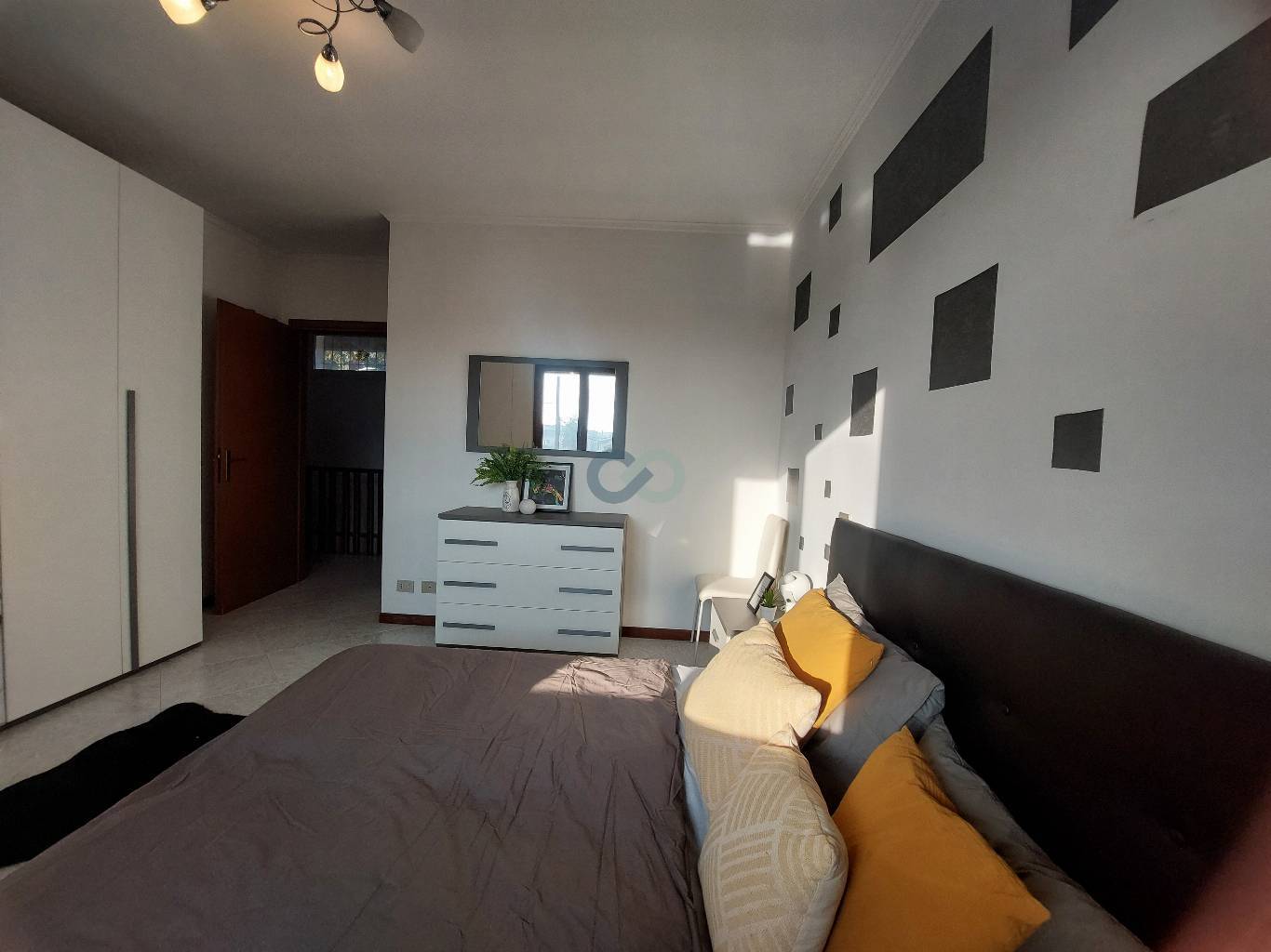 TRILOCALE PIANO TERRA 16