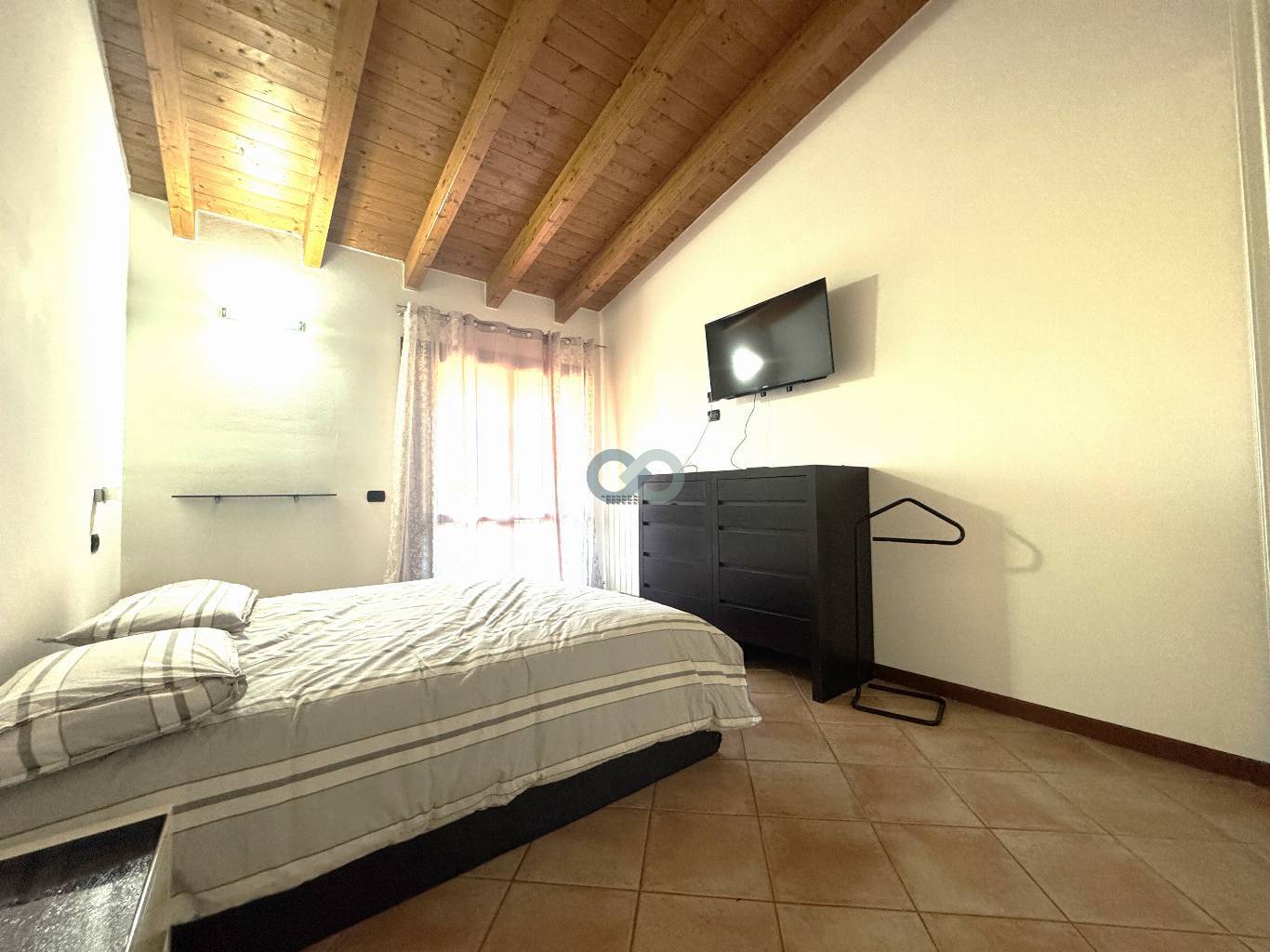 AMPIO E LUMINOSO APPARTAMENTO IN RESIDENCE CON PISCINA 25