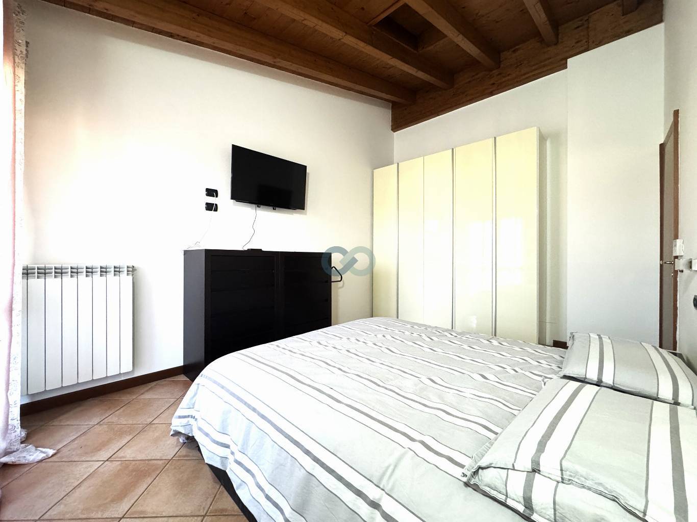 AMPIO E LUMINOSO APPARTAMENTO IN RESIDENCE CON PISCINA 22