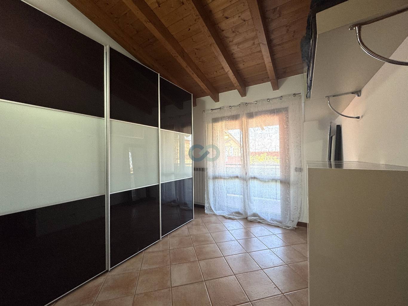 AMPIO E LUMINOSO APPARTAMENTO IN RESIDENCE CON PISCINA 23