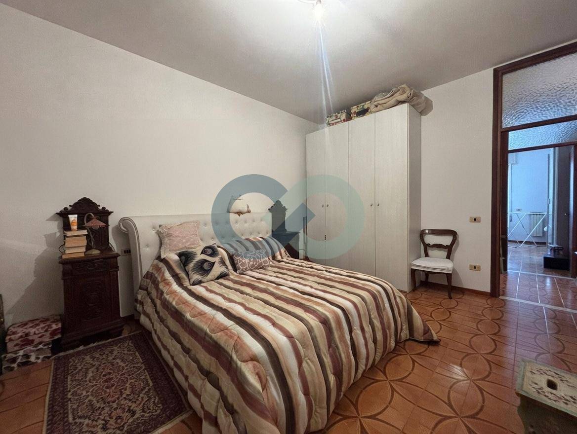 AMPIO QUADRILOCALE 16