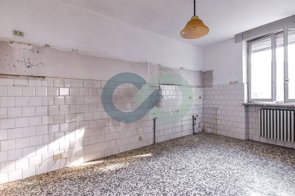 Bifamiliare piano terra con giardino 17