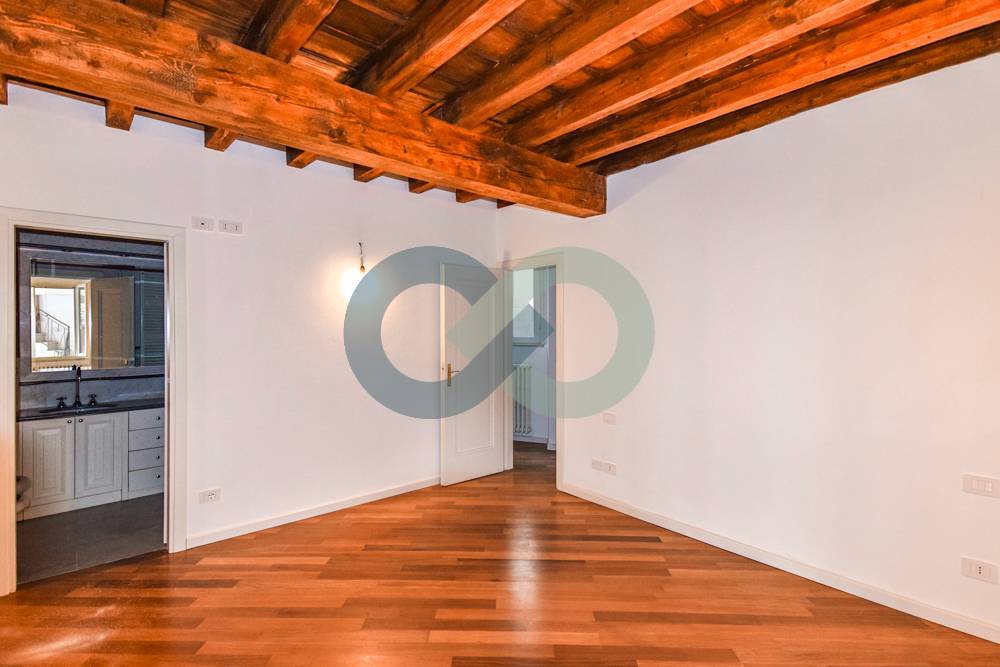 Appartamento in corte 12