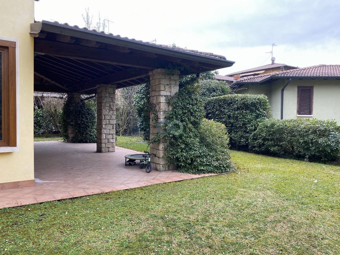 VILLA SINGOLA 11