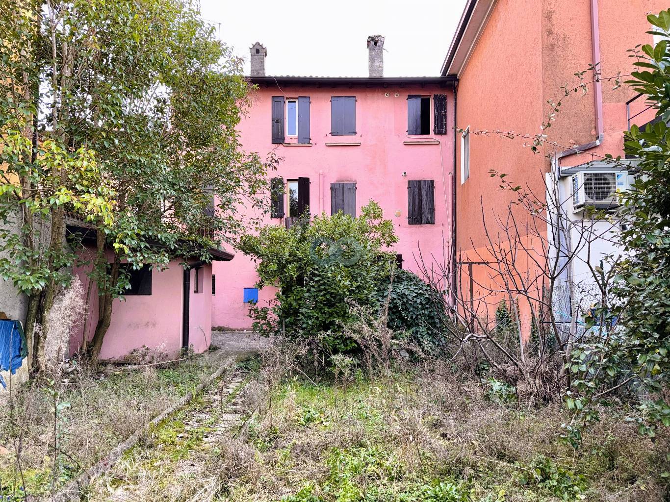 FABBRICATO INDIPENDENTE 3