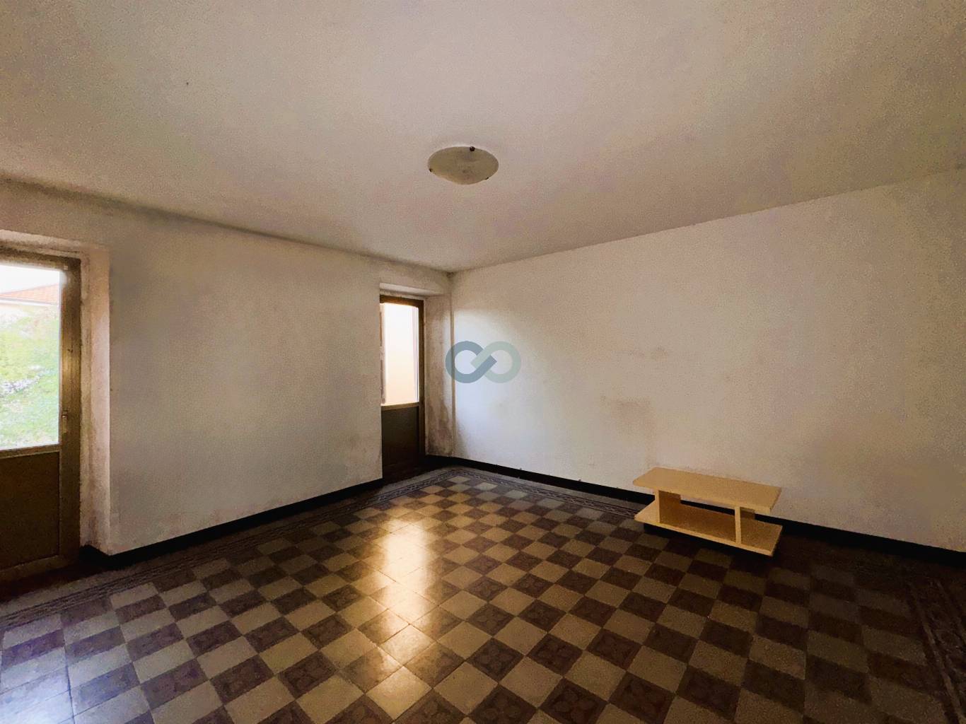 FABBRICATO INDIPENDENTE 9