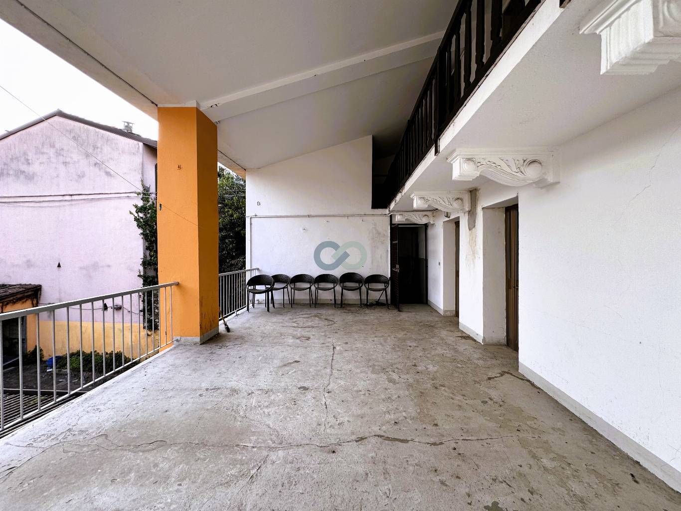 FABBRICATO INDIPENDENTE 10