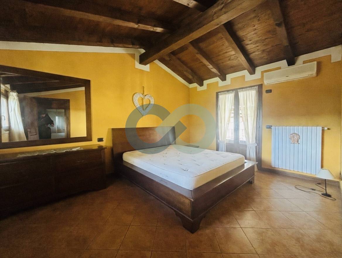 TRILOCALE INDIPENDENTE 12