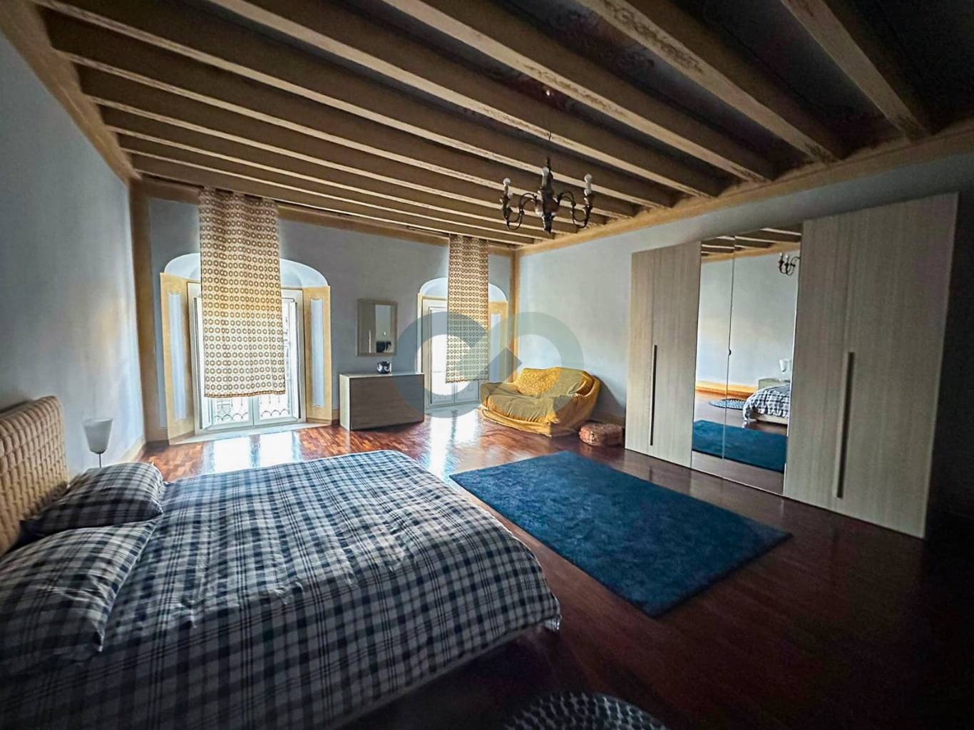 ELEGANTE ATTICO IN CENTRO STORICO 16