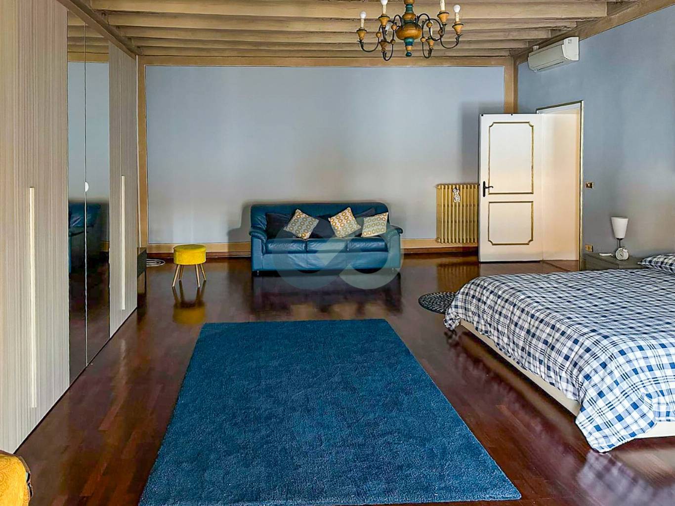 ELEGANTE ATTICO IN CENTRO STORICO 18