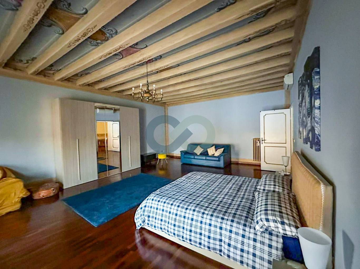 ELEGANTE ATTICO IN CENTRO STORICO 20