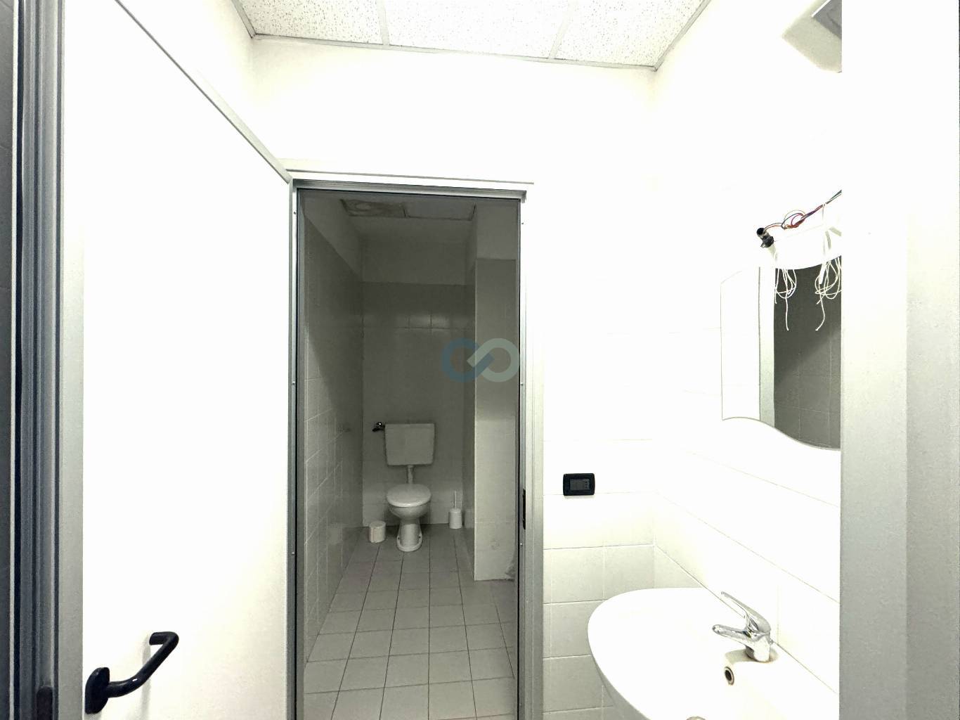 UFFICIO IN VENDITA 21