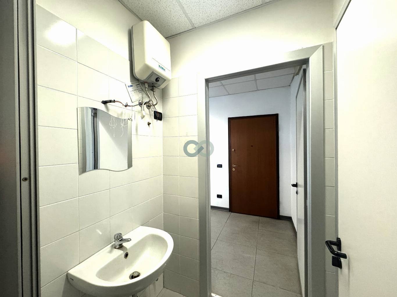 UFFICIO IN VENDITA 19