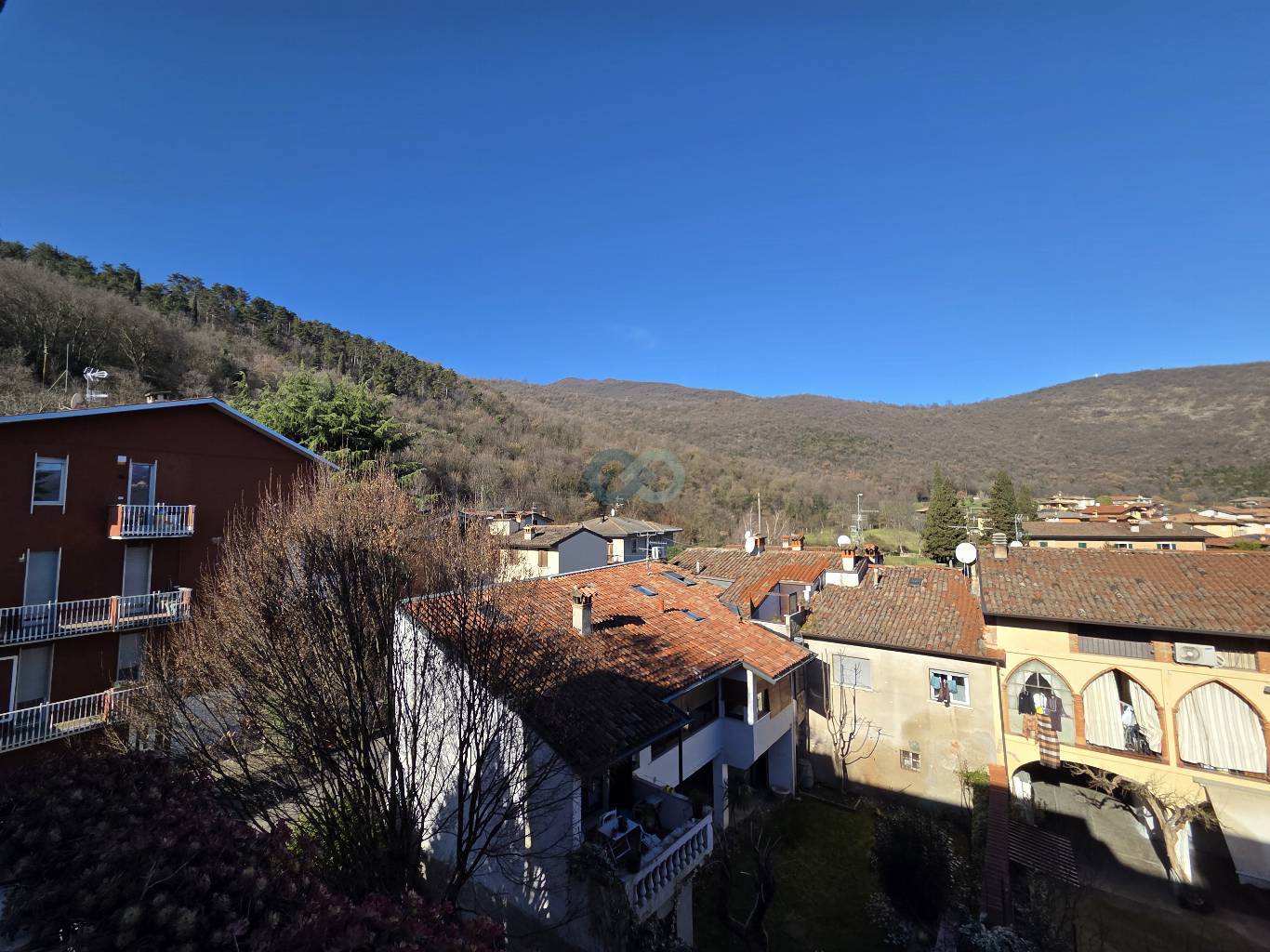 Appartamento con box e cantina 24