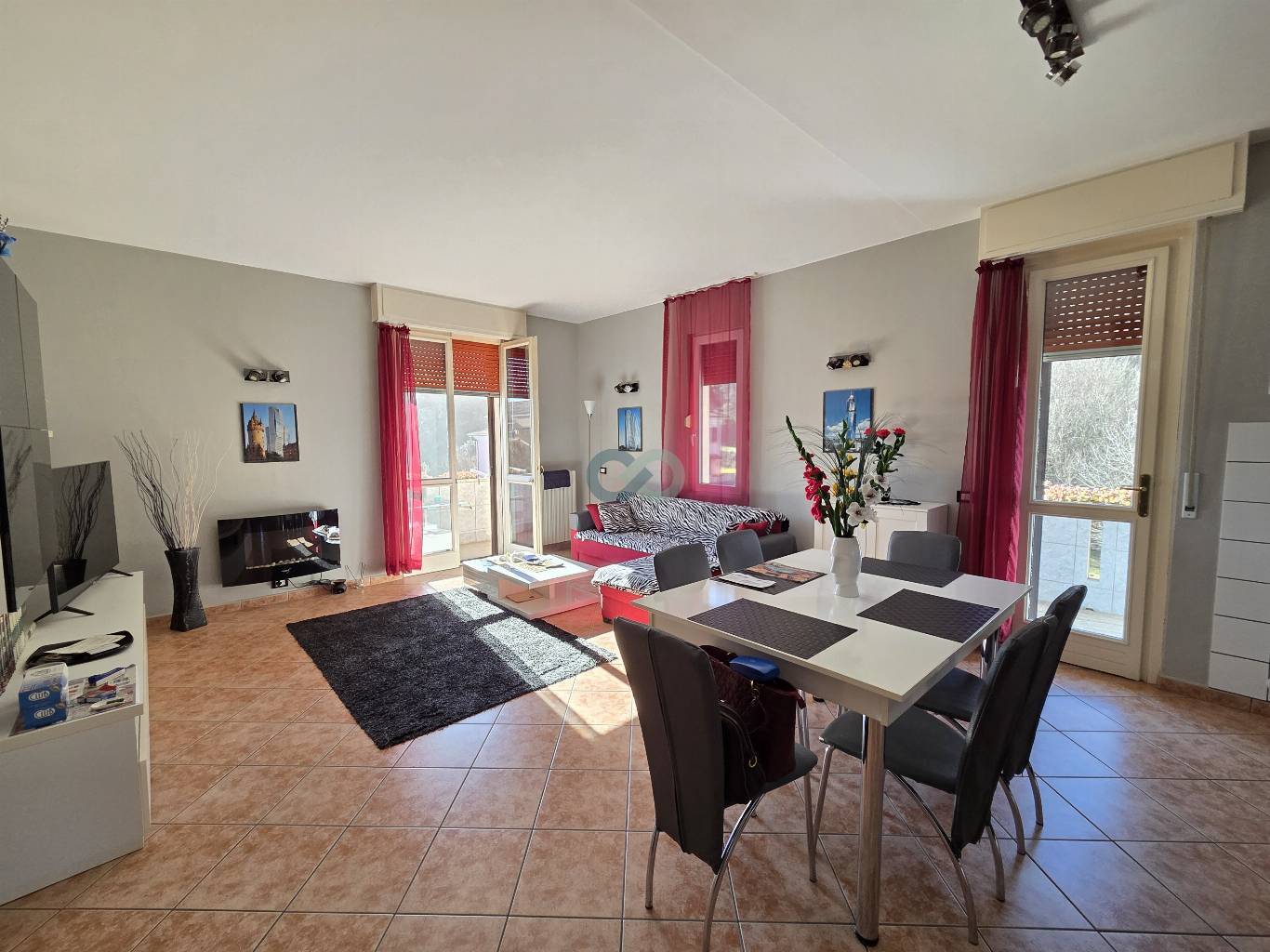 Appartamento con box e cantina 2