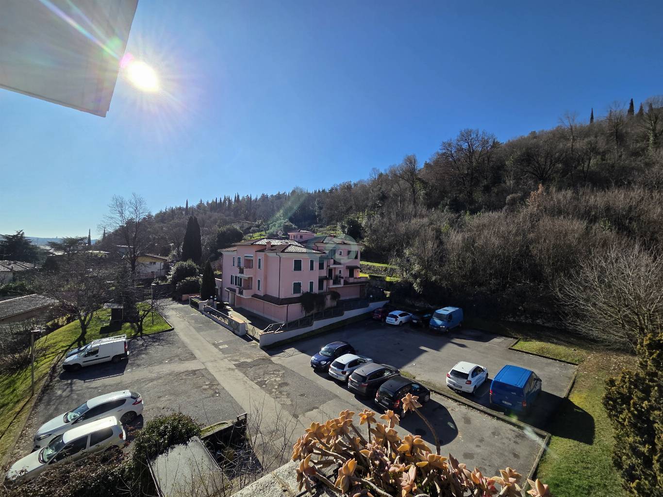 Appartamento con box e cantina 31