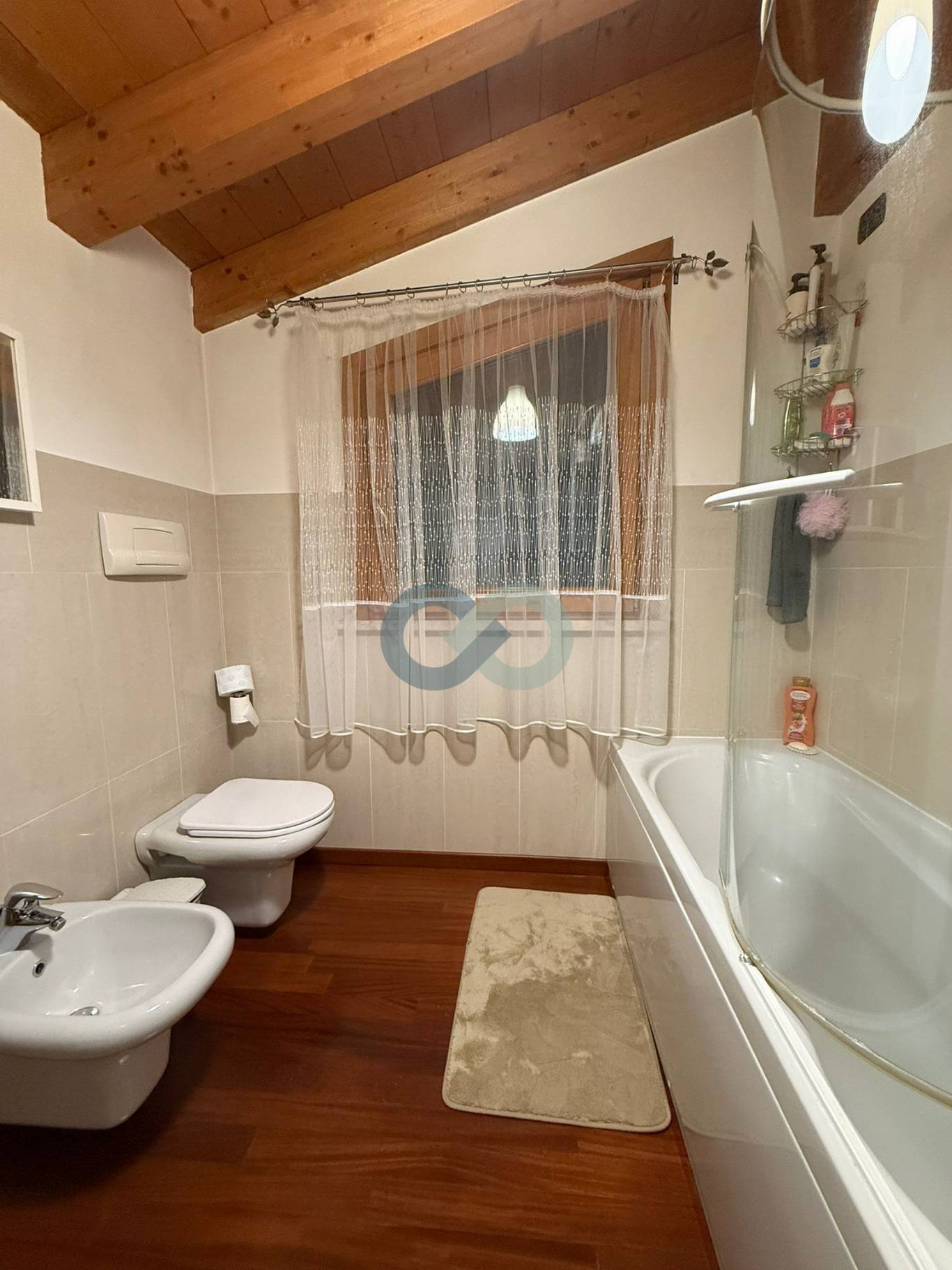 Monolocale con terrazzo e box 20