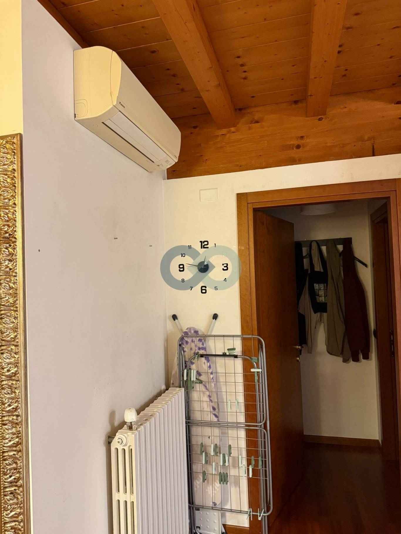 Monolocale con terrazzo e box 22