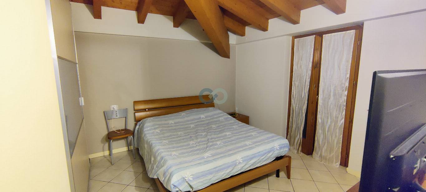 BILOCALE ARREDATO 13