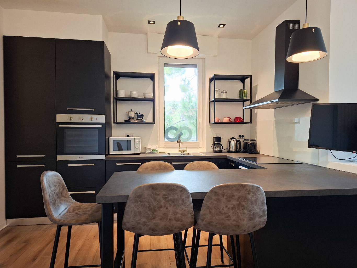 TRILOCALE VISTA LAGO 6