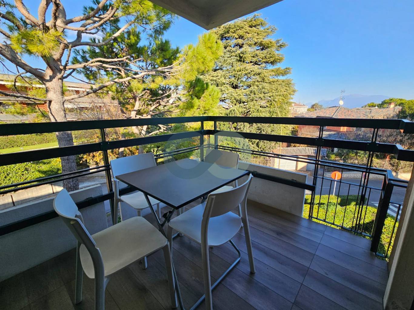 TRILOCALE VISTA LAGO 18