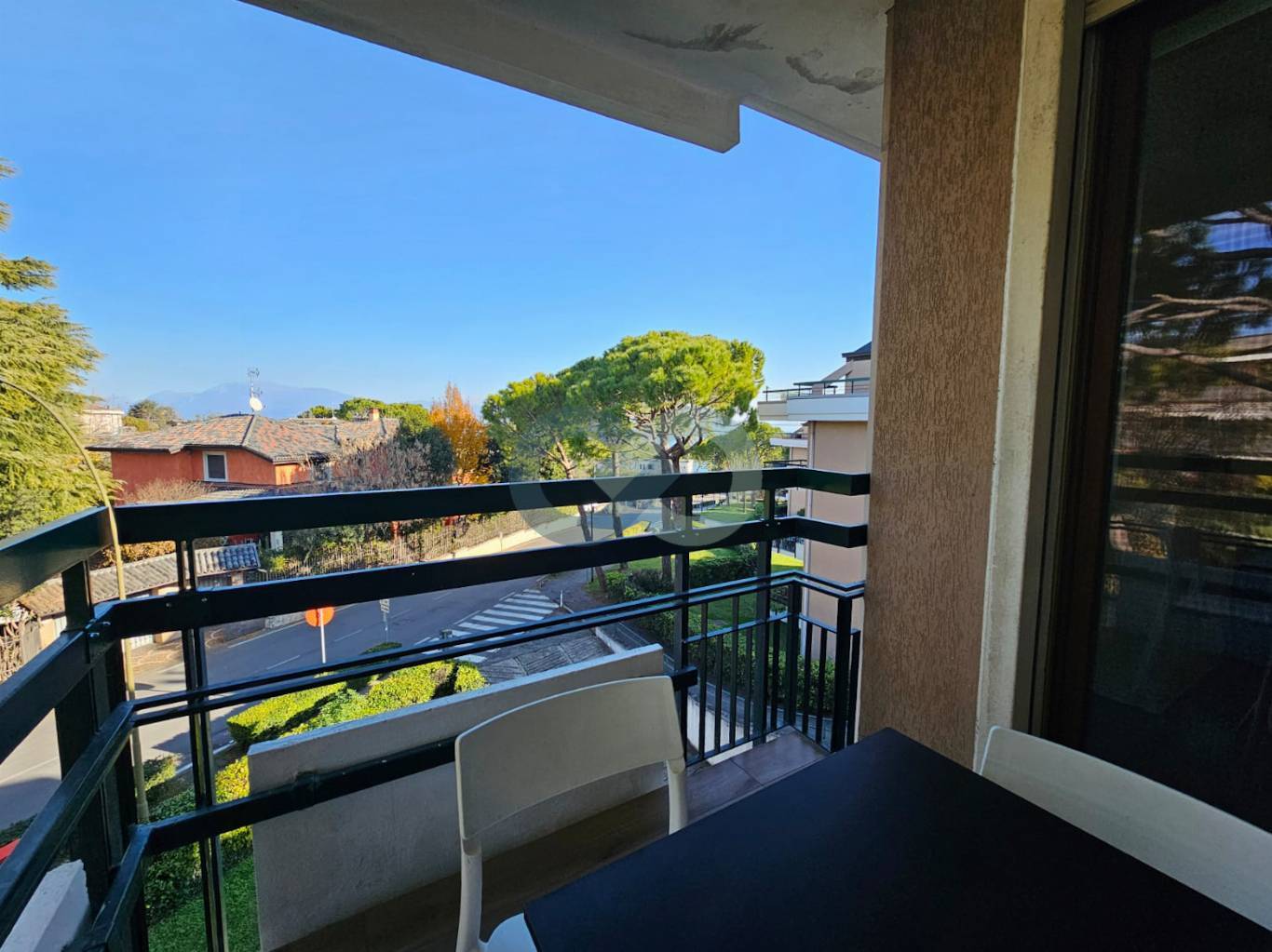 TRILOCALE VISTA LAGO 19