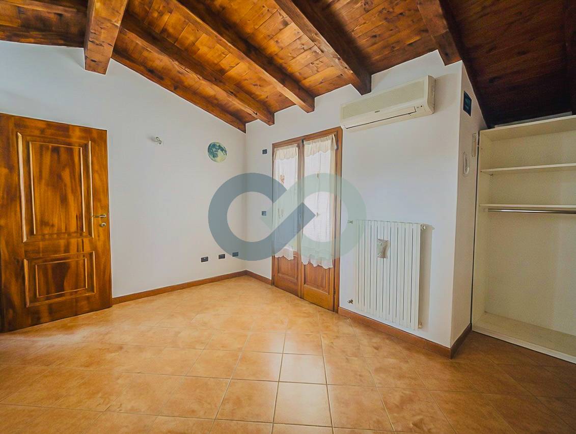 TRILOCALE INDIPENDENTE 2