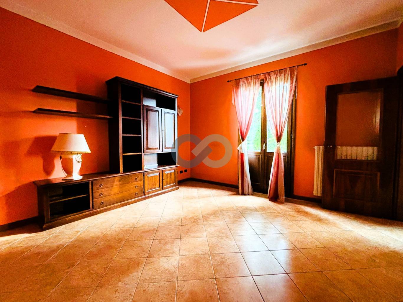 TRILOCALE INDIPENDENTE 1