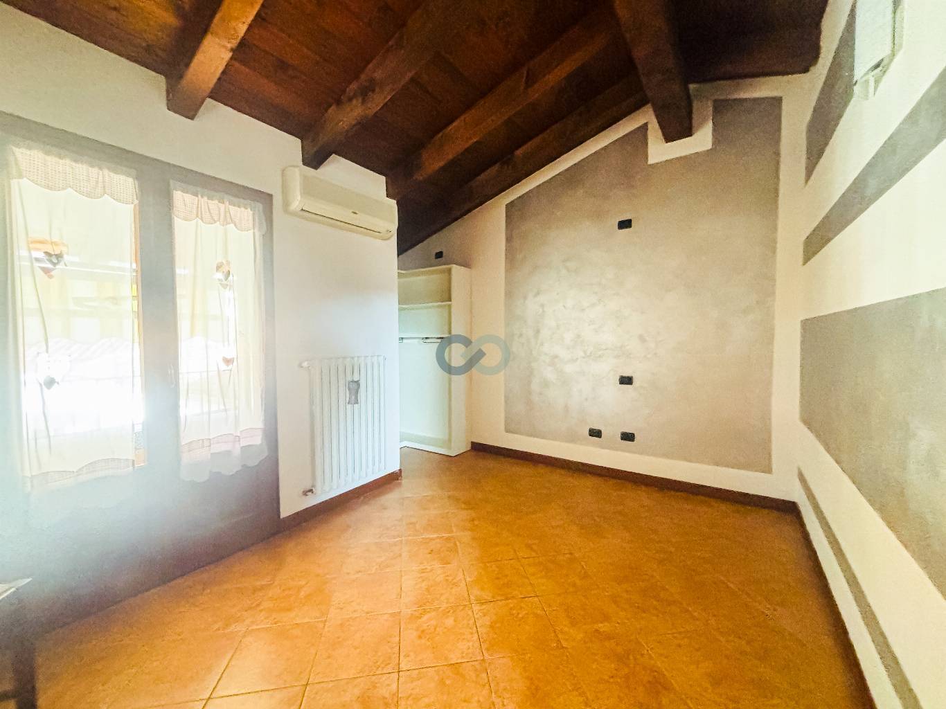 TRILOCALE INDIPENDENTE 12