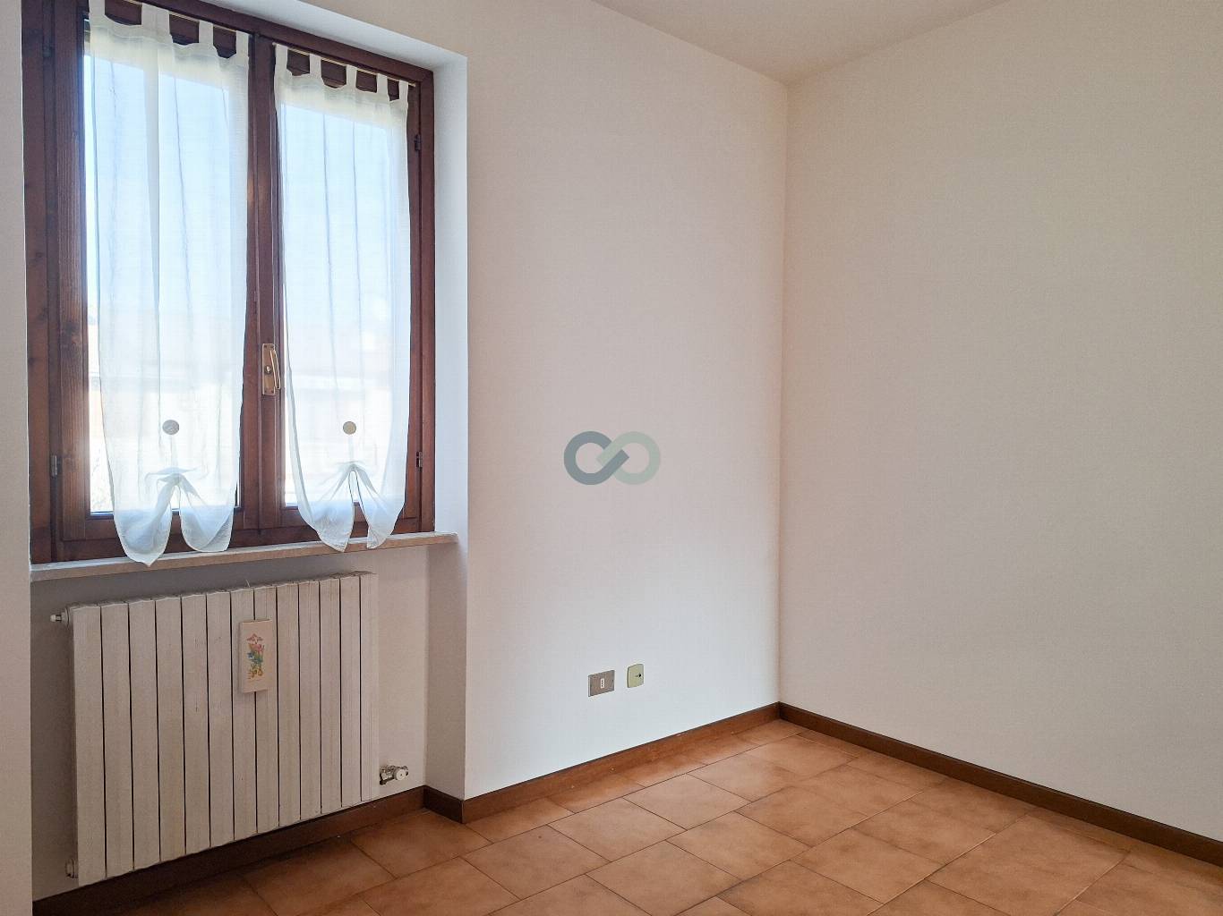 TRILOCALE IN RESIDENCE CON PISCINA 4