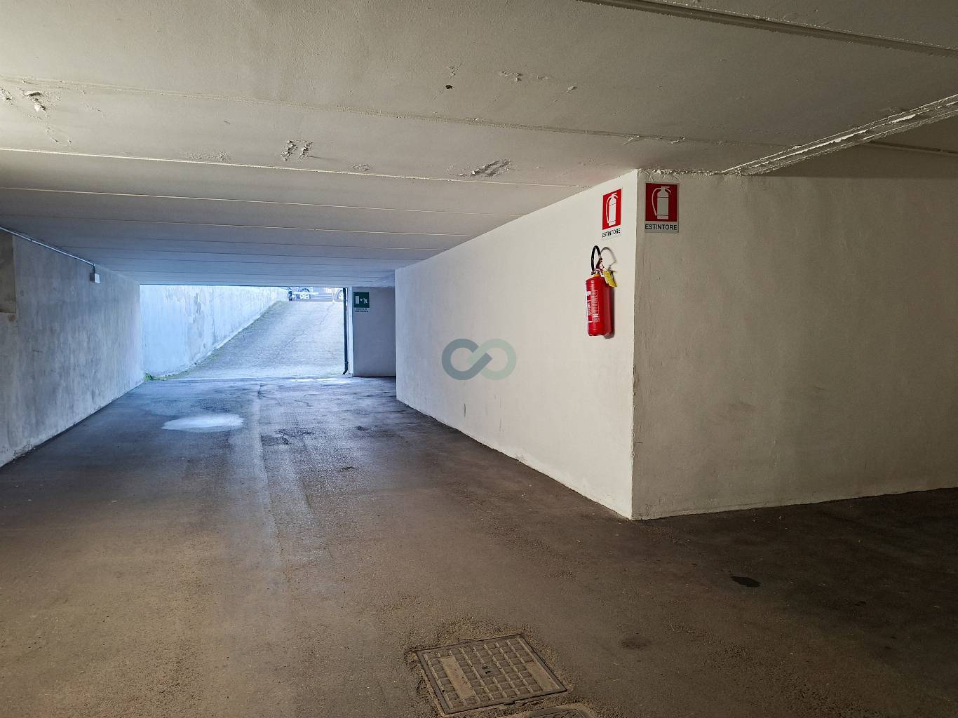 TRILOCALE IN RESIDENCE CON PISCINA 12