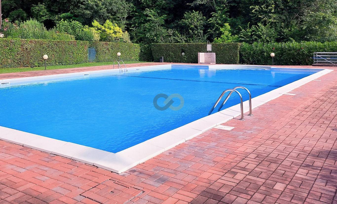 TRILOCALE IN RESIDENCE CON PISCINA 13