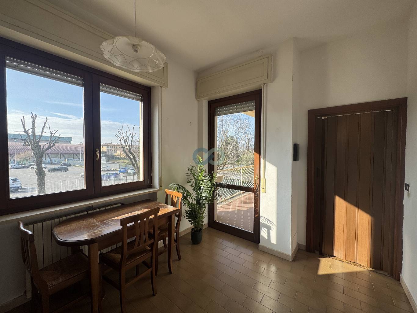 PALAZZINA DI TRE APPARTAMENTI 9