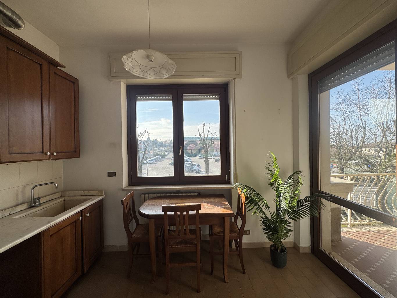 PALAZZINA DI TRE APPARTAMENTI 5