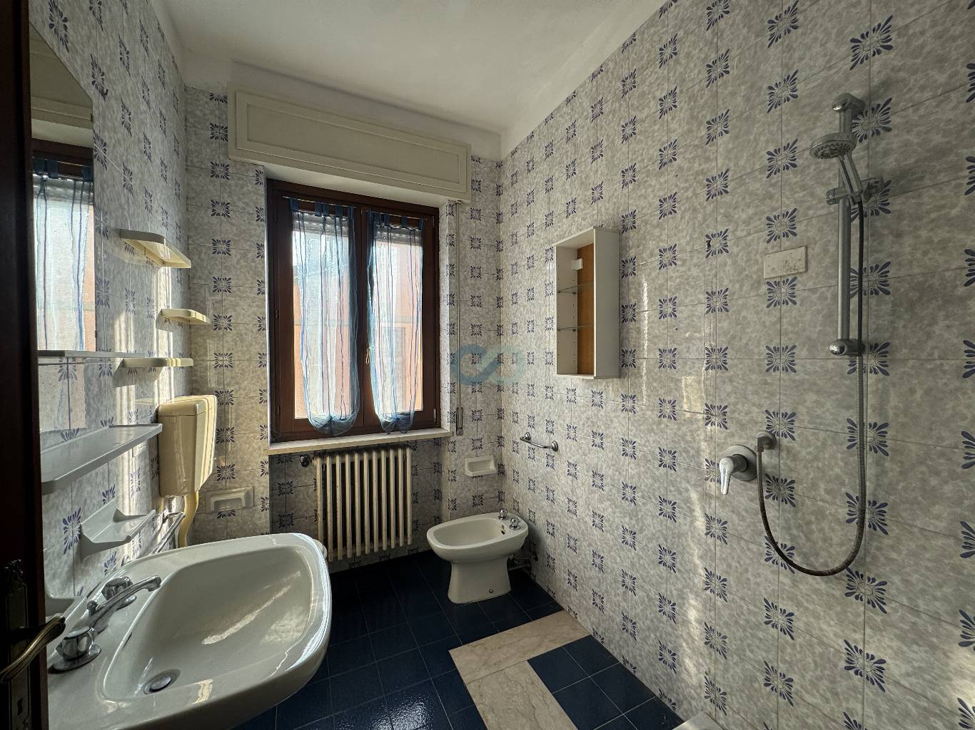 PALAZZINA DI TRE APPARTAMENTI 47