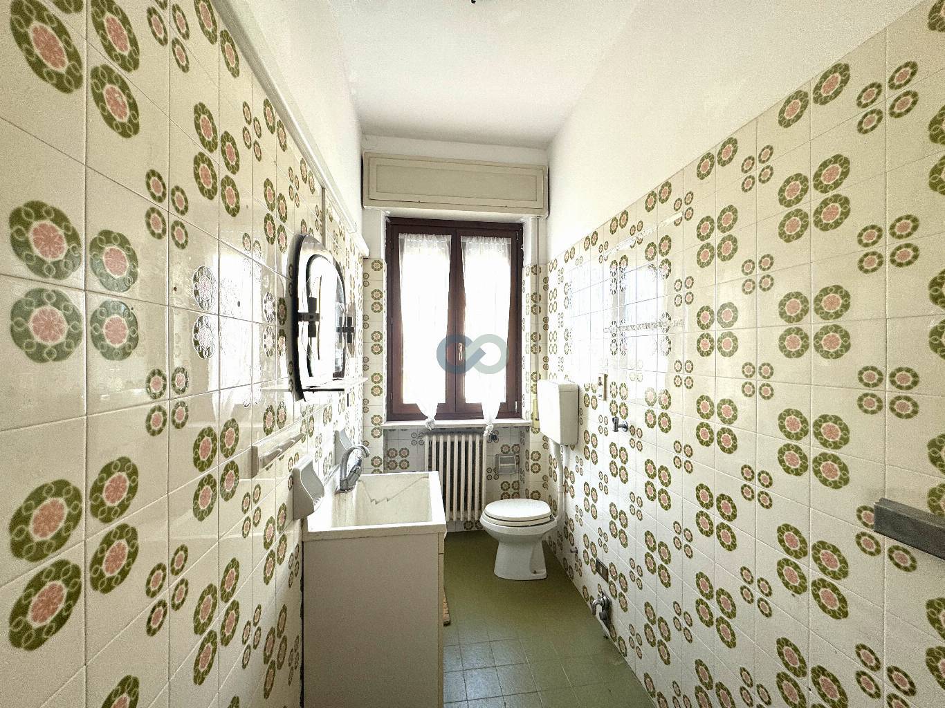 PALAZZINA DI TRE APPARTAMENTI 32