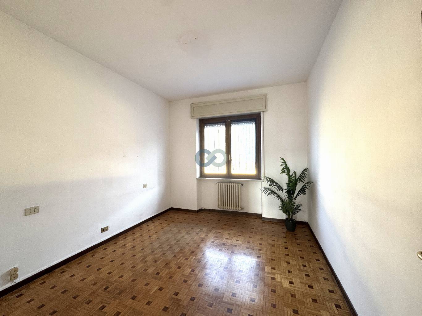 PALAZZINA DI TRE APPARTAMENTI 10