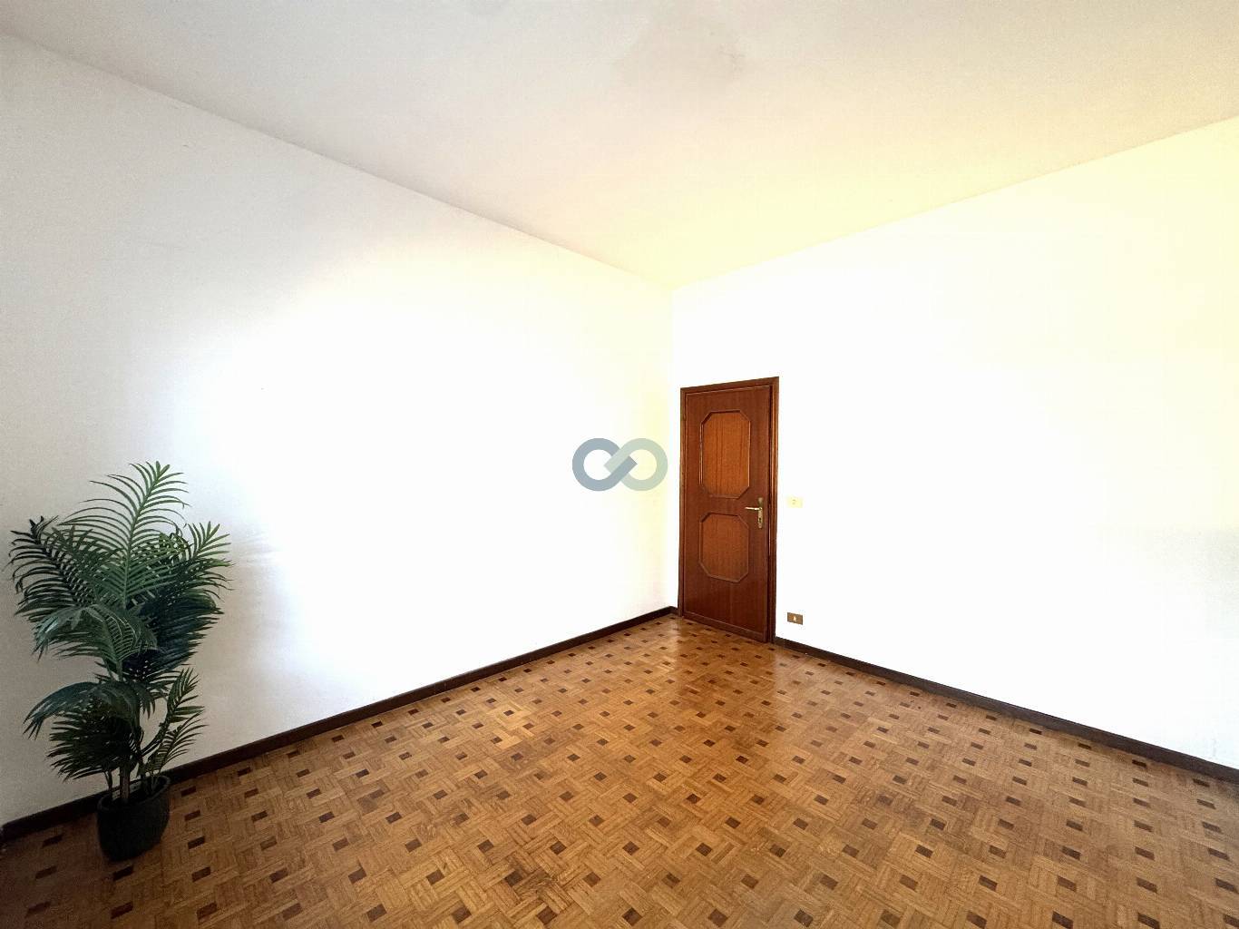 PALAZZINA DI TRE APPARTAMENTI 3