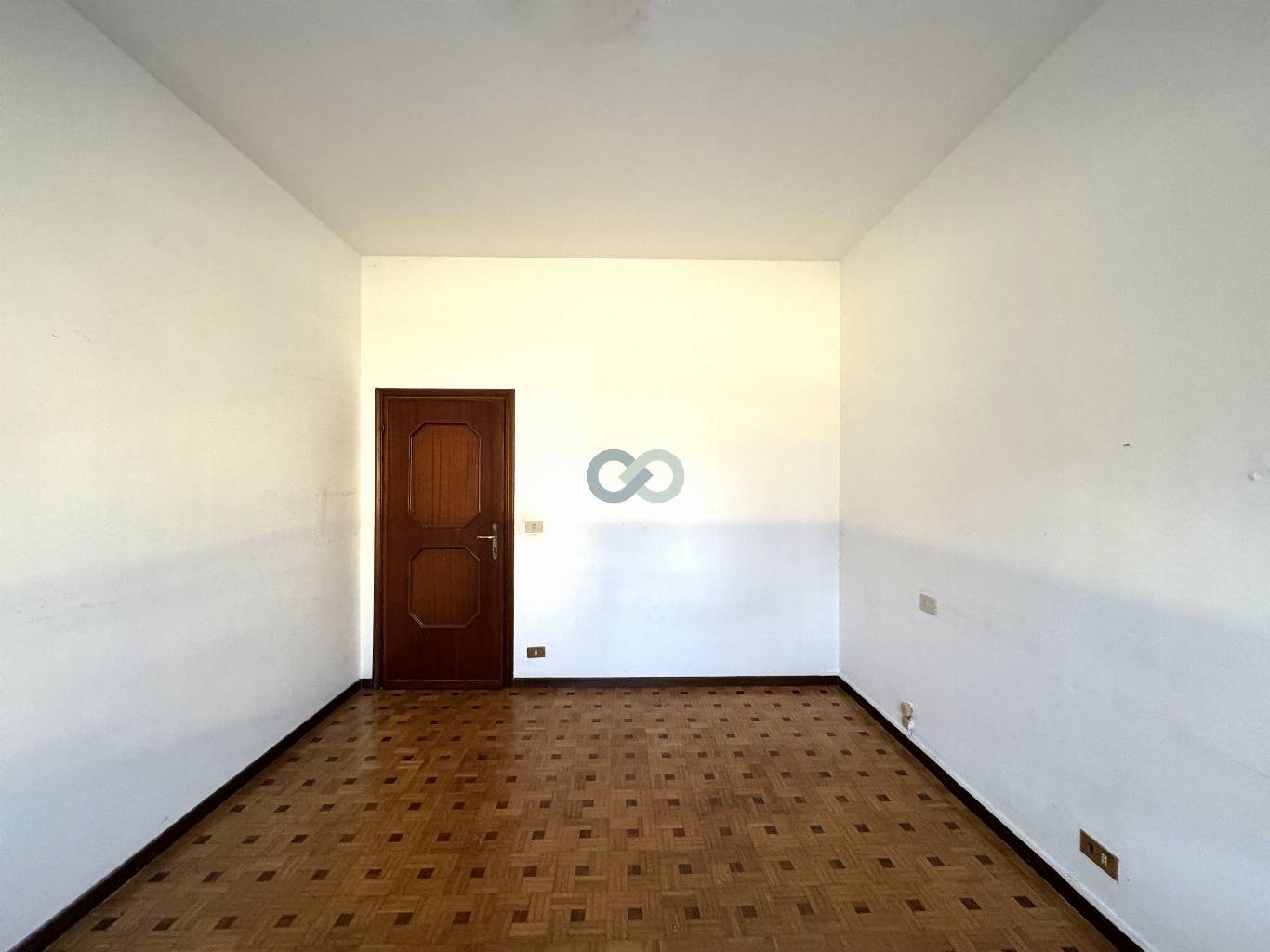 PALAZZINA DI TRE APPARTAMENTI 16