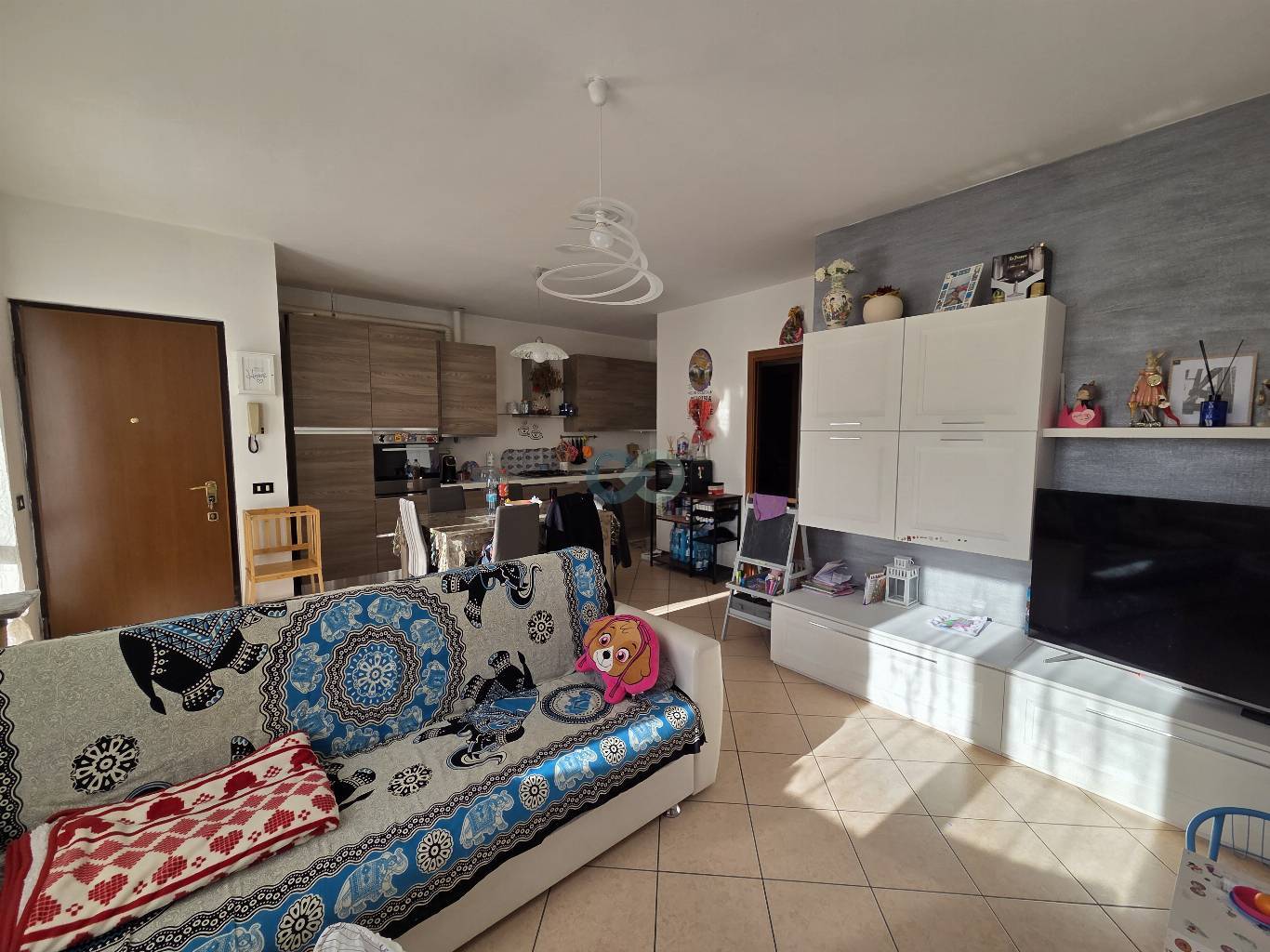 Recente trilocale piano primo 8