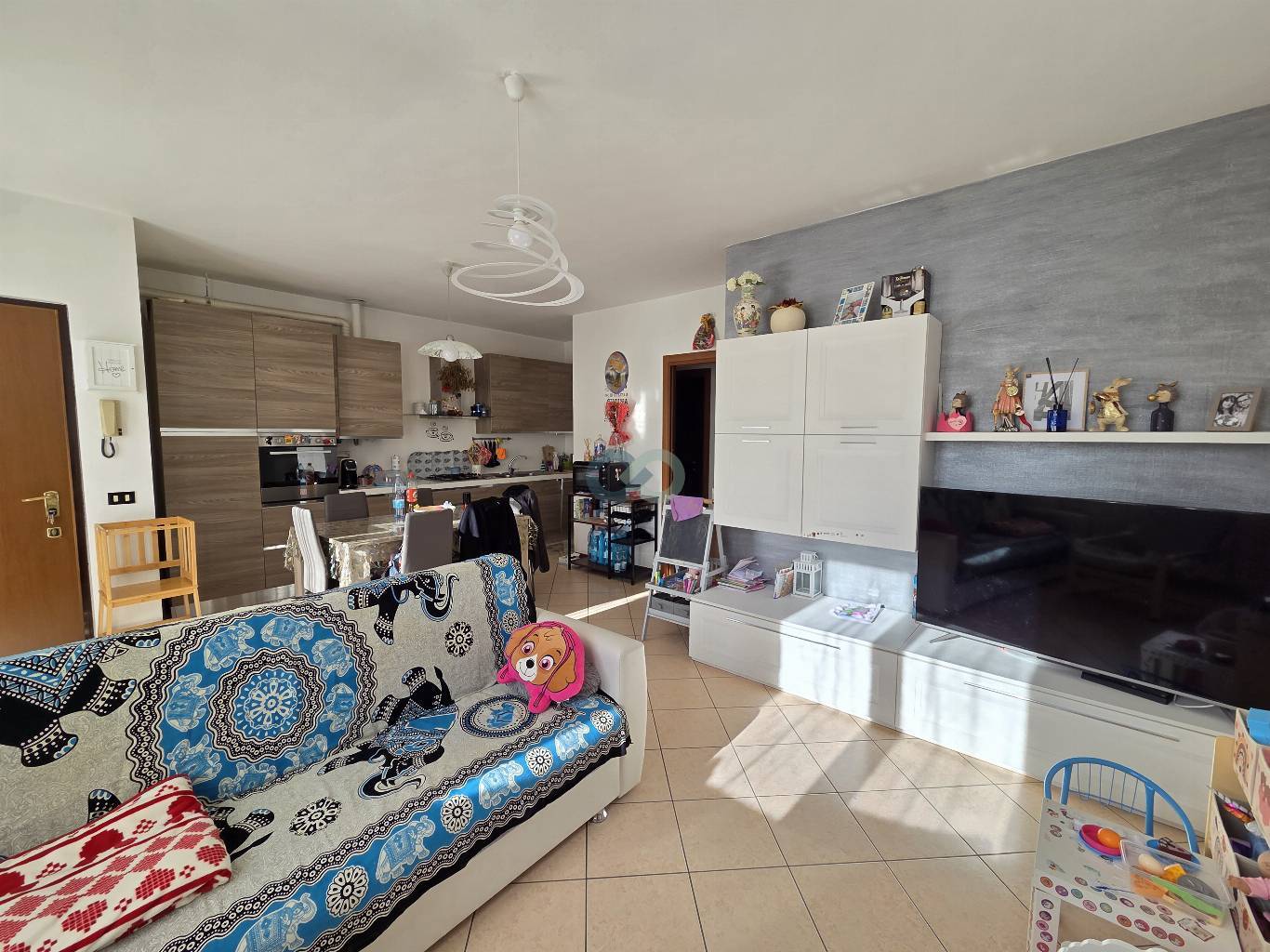 Recente trilocale piano primo 9